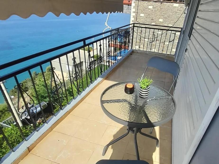 Dim'S Villas Qeparo Esterno foto